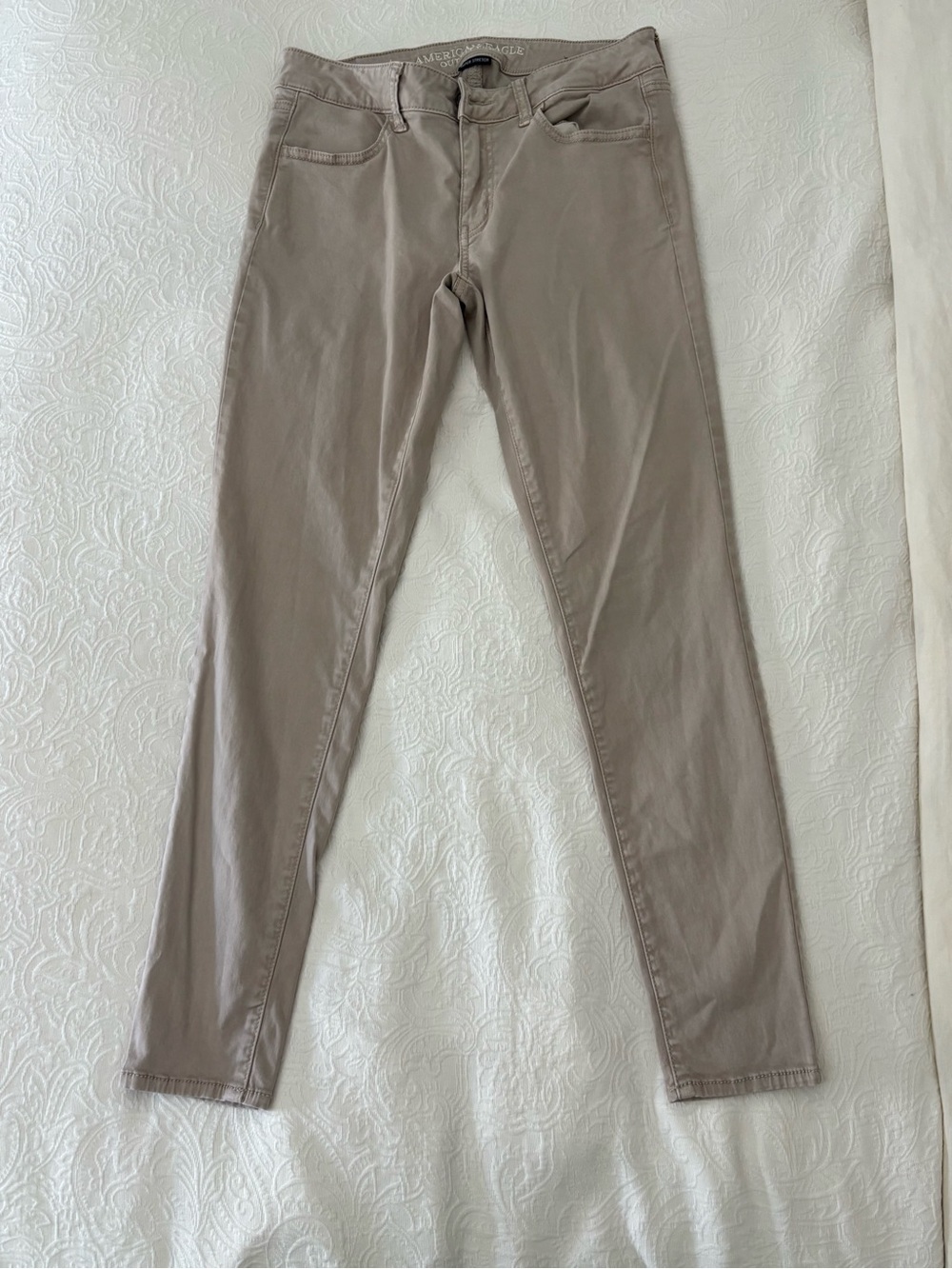 American Eagle Outfitters Skinny Jeans in Taupe